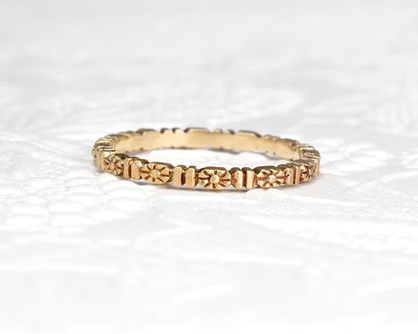 solid 14k gold, floral wedding band