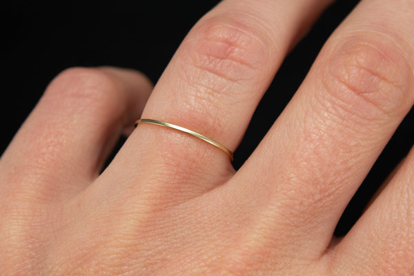 Thin gold ring, modeled