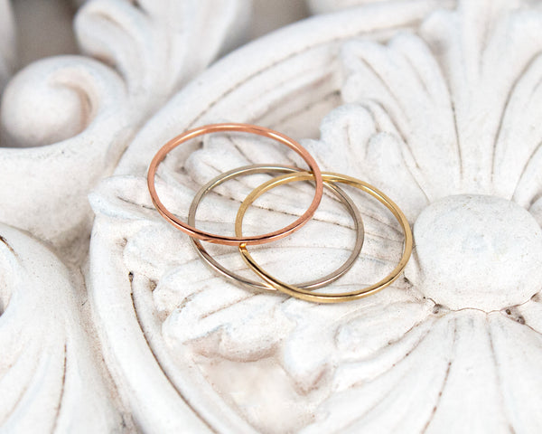 Thin gold rings