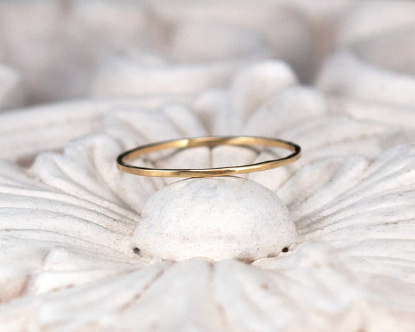 Thin gold ring, yellow gold