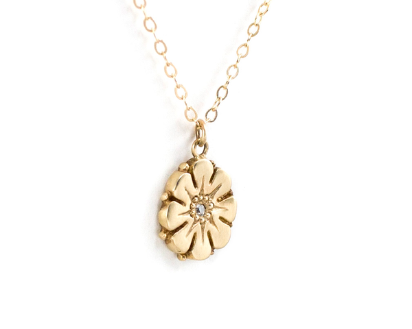 14k Gold Daisy Necklace