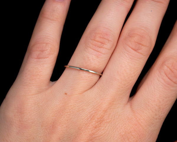1mm gold band, modeled