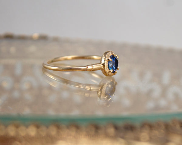 low profile, 1/2 carat sapphire ring, side view