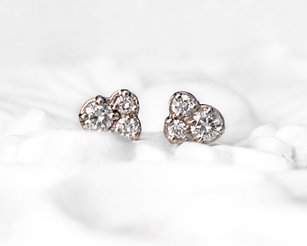 Diamond cluster earrings in 14k gold