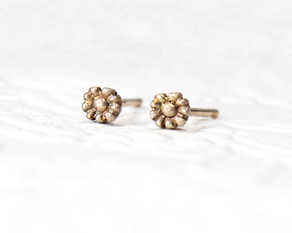 white gold, tiny flower stud earrings