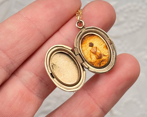 Vintage Locket & Summer Sun