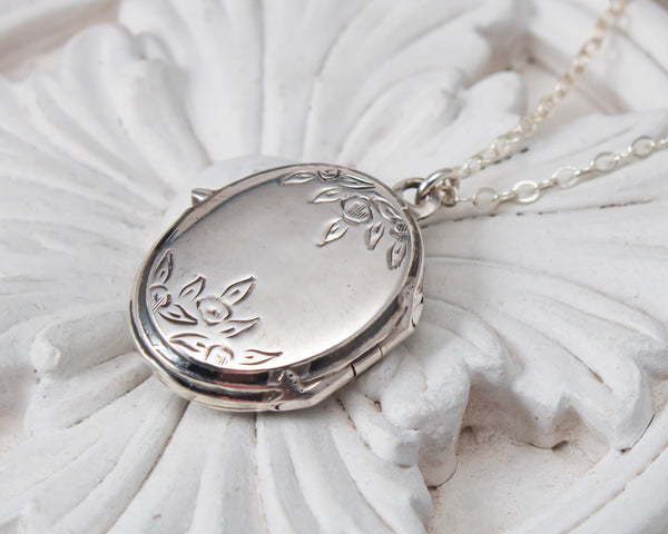 sterling silver vintage locket 
