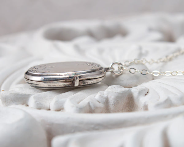 sterling silver vintage locket 