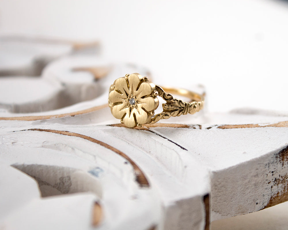 Daisy Ring Vintage Style, 14k Gold Flower Ring