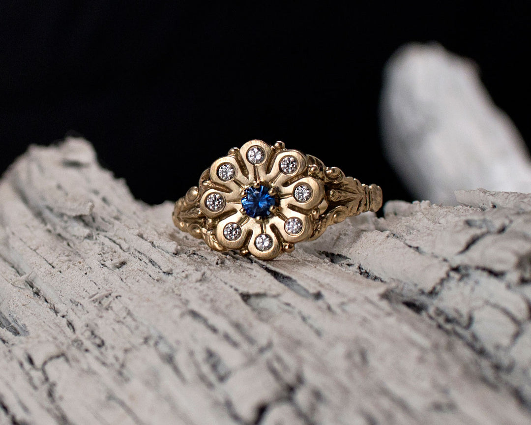 Daisy Ring in Full Bloom: Flower Engagement Ring
