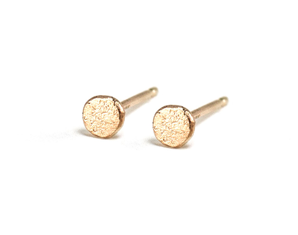 14k gold stud earrings 