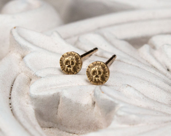 Small tiny skull stud earrings, solid gold